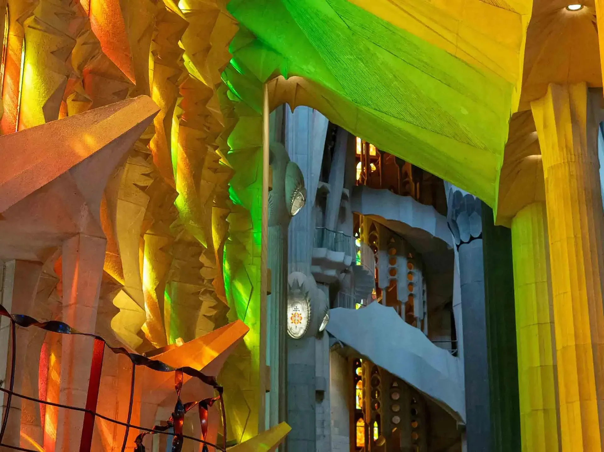 Sagrada Familia Guided Tour Barcelona: Unveil Gaudi's Masterpiece — photo 3